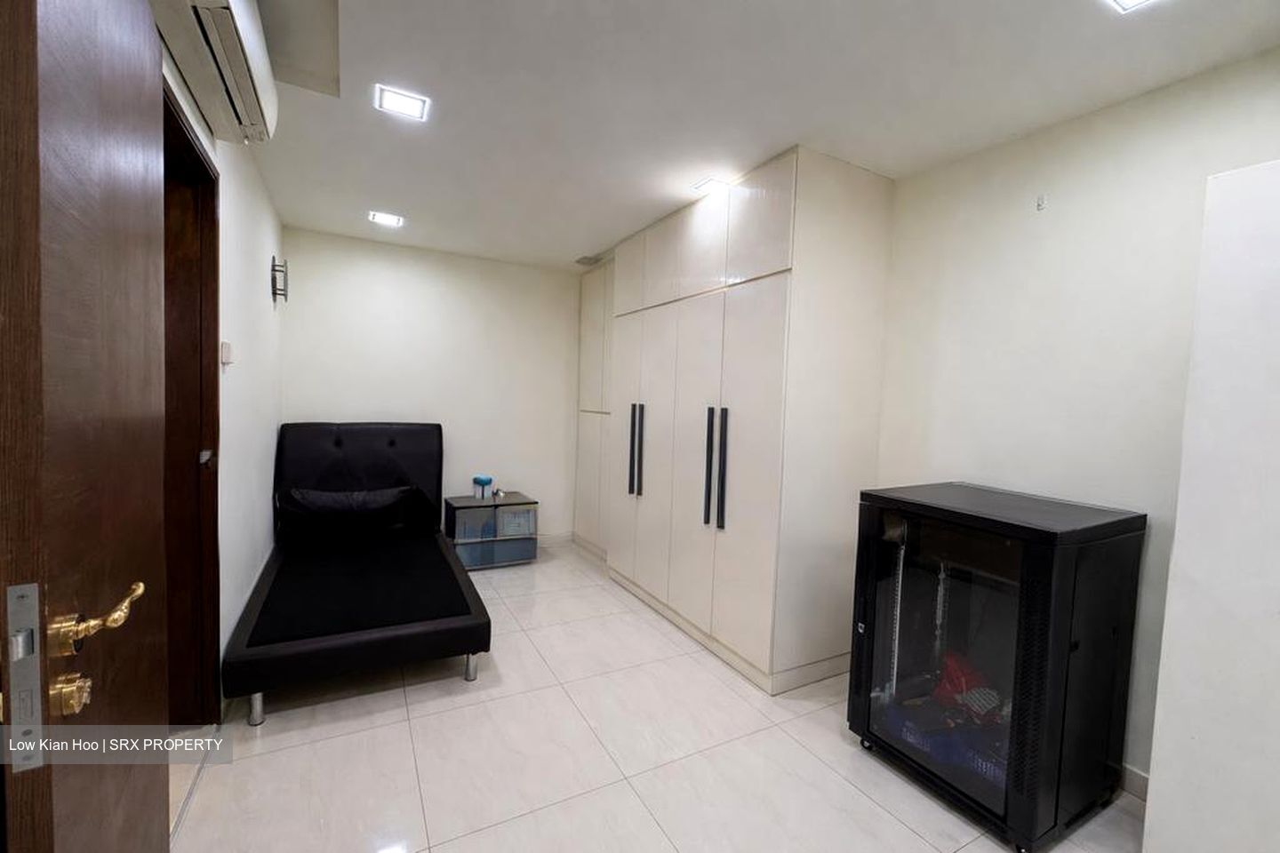 Sembawang Hills Estate (D20), Terrace #580278121